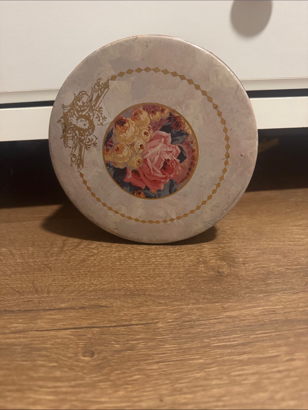 Source Unknown Pink and Gold Floral Decorative Tin